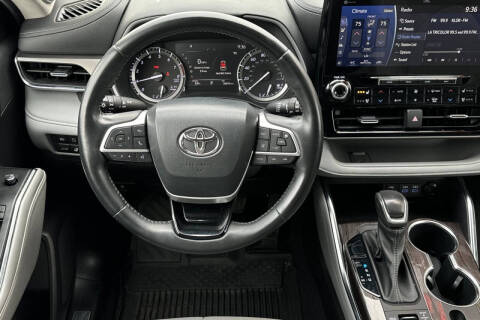 2022 Toyota Highlander Limited