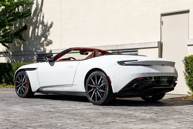 2019 Aston Martin DB11 Volante