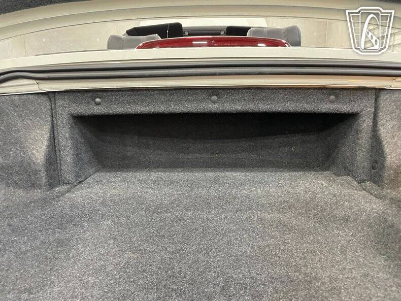 2003 Ford Thunderbird