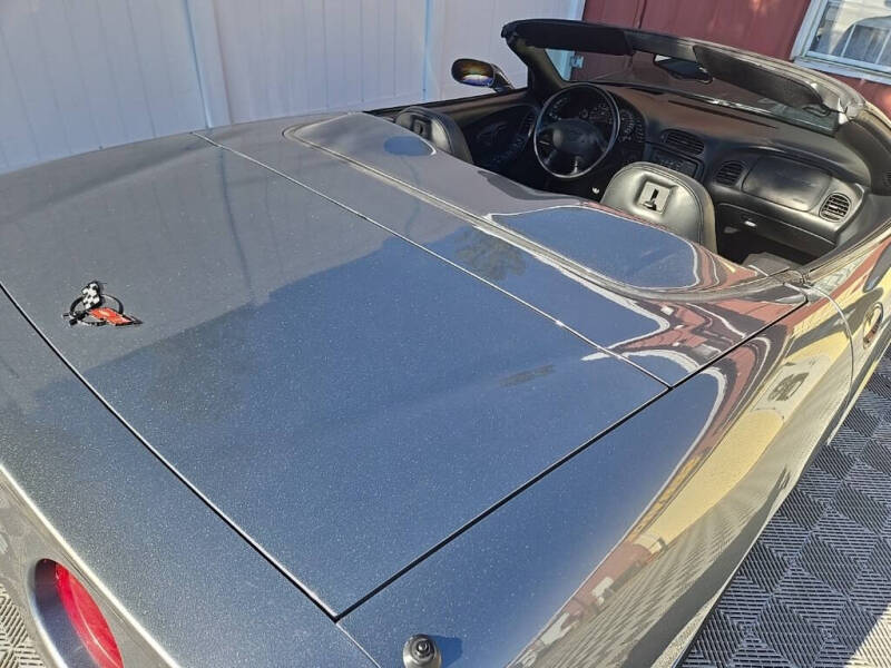 2004 Chevrolet Corvette