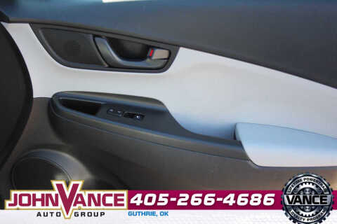 2023 Hyundai Kona SE