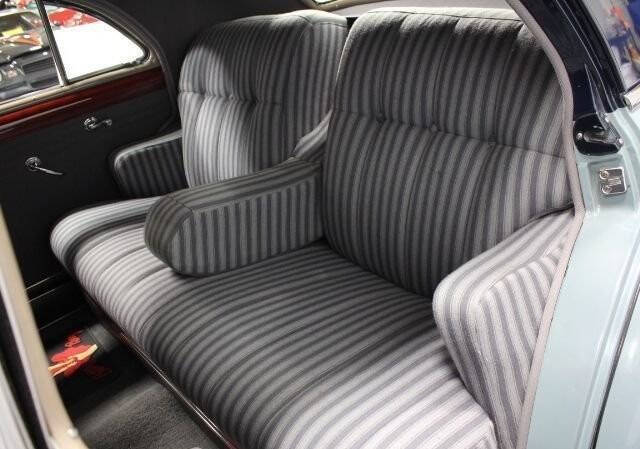 1946 Oldsmobile Ninety-Eight