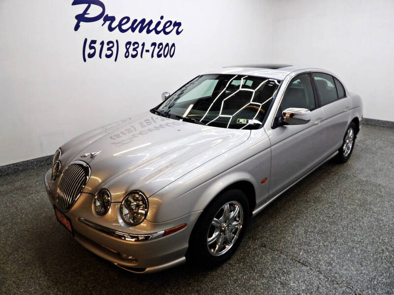 2001 Jaguar S-Type V8's photo