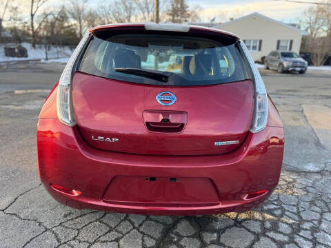 2015 Nissan LEAF S