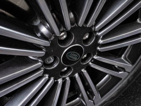2026 Land Rover Range Rover Evoque P250 Dynamic SE