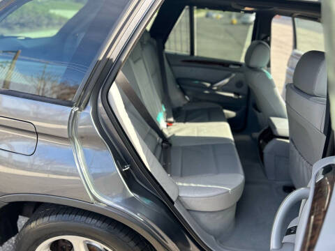 2002 BMW X5 3.0i