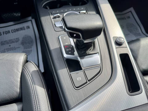 2017 Audi A4 2.0T quattro Premium Plus