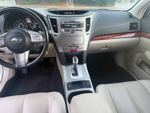 2011 Subaru Outback 2.5i Limited
