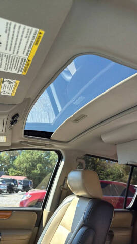 2013 Nissan Armada Platinum