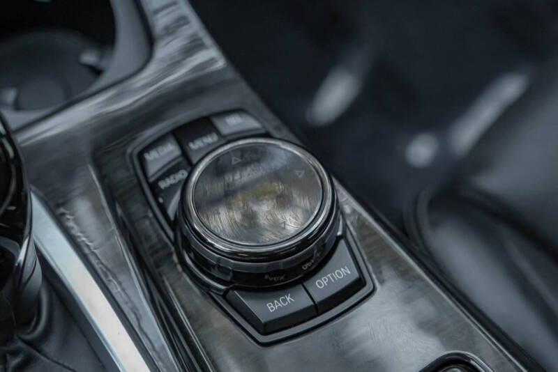 2016 BMW 5 Series 550i