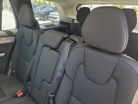 2026 Volvo XC90 B5 Core