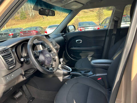 2015 Kia Soul +