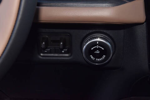 2025 Lincoln Navigator L Black Label