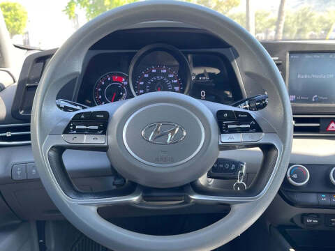 2022 Hyundai Elantra