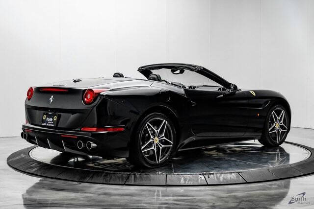 2016 Ferrari California T