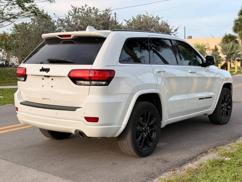 2020 Jeep Grand Cherokee Altitude