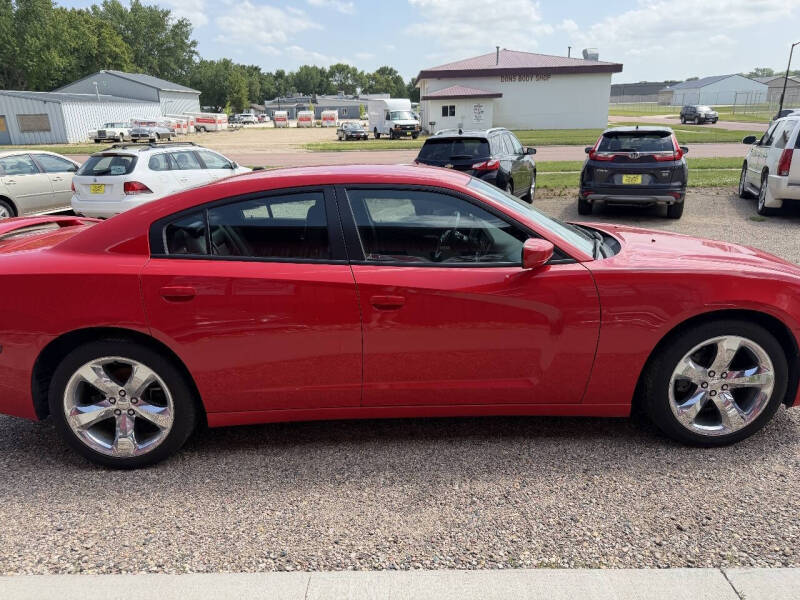 2013 Dodge Charger SXT