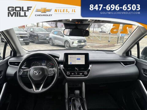 2025 Toyota Corolla Cross LE