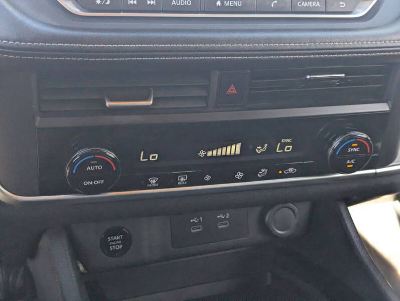 2025 Nissan Rogue SV