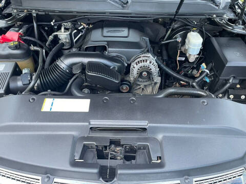 2011 Cadillac Escalade Premium