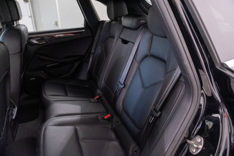 2017 Porsche Macan S