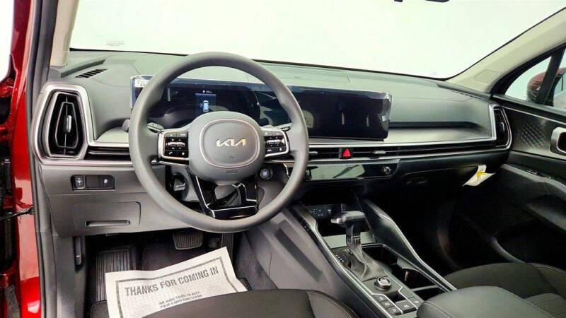 2025 Kia Sorento LX
