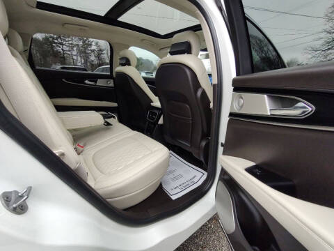 2021 Lincoln Nautilus Black Label