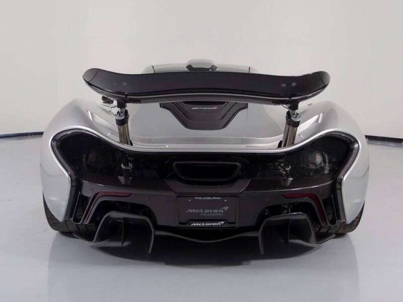 2014 McLaren P1