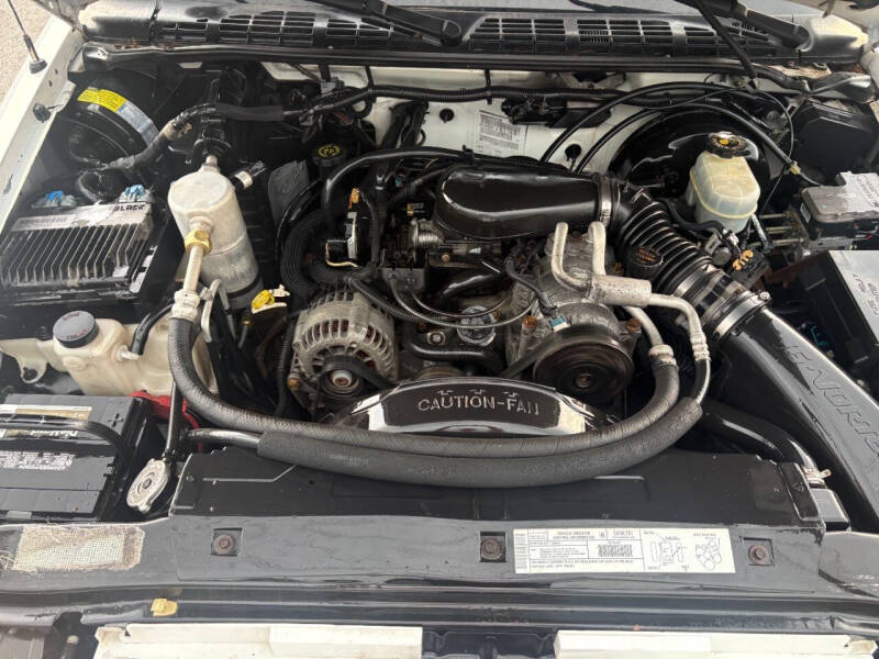 2000 GMC Sonoma SLS Sport