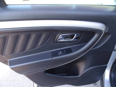 2013 Ford Taurus SEL