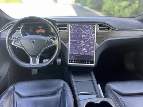 2015 Tesla Model S P85D