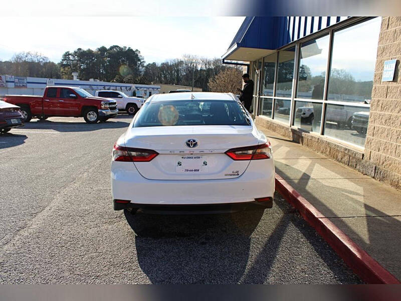 2023 Toyota Camry Hybrid LE