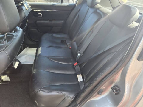 2009 Nissan Versa 1.8 SL