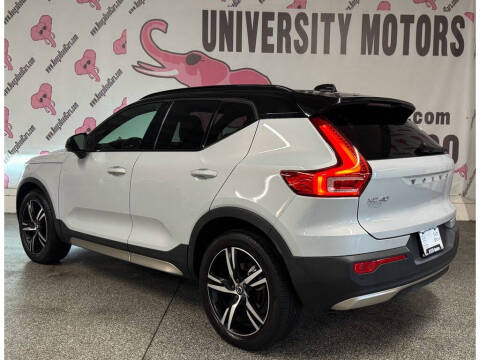 2021 Volvo XC40 T5 R-Design