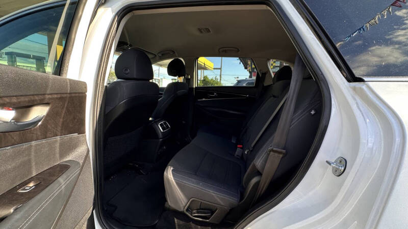 2018 Kia Sorento LX
