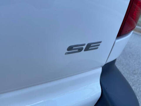 2003 Dodge Caravan SE