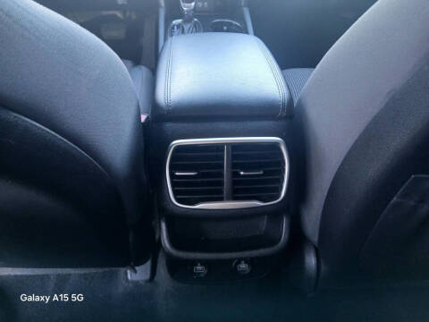 2019 Hyundai Santa Fe SE 2.4L