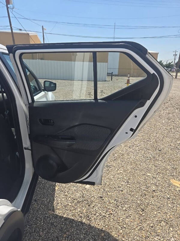 2020 Nissan Kicks S