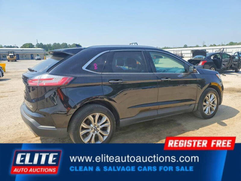 2019 Ford Edge Titanium