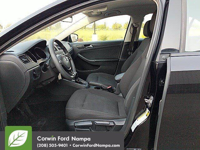 2016 Volkswagen Jetta