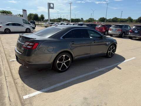 2015 Ford Taurus SEL