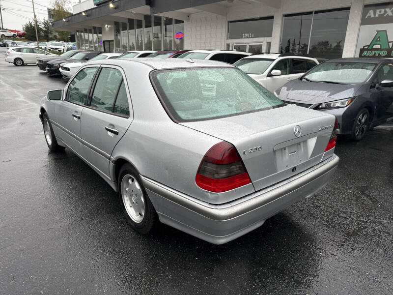 Used 2000 Mercedes-Benz C-Class C230 Kompressor with VIN WDBHA24G1YA838464 for sale in Edmonds, WA