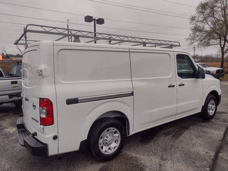 2019 Nissan NV Cargo SV photo 5