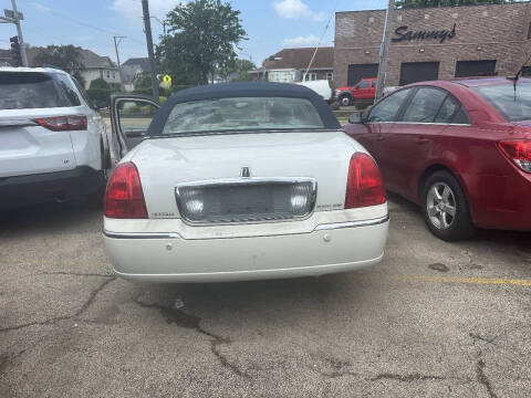 2004 Lincoln Town Car Ultimate