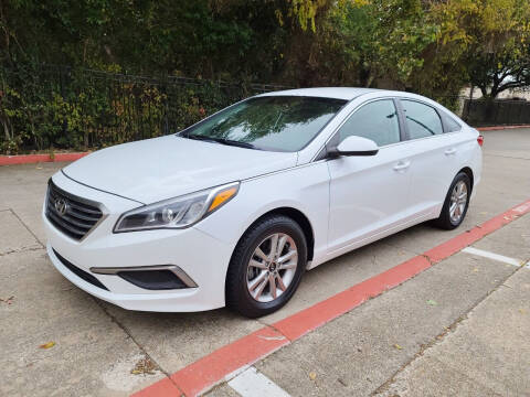 2017 Hyundai Sonata for sale at DFW Autohaus in Dallas TX