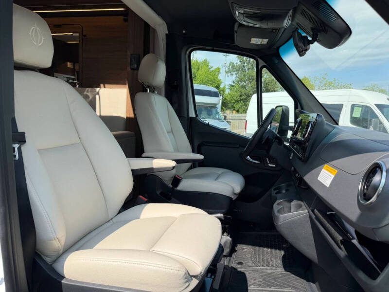 2024 Mercedes-Benz Sprinter