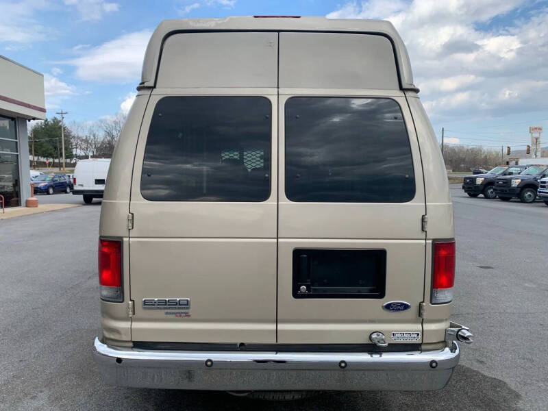 2007 Ford E-Series