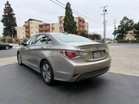 2013 Hyundai Sonata Hybrid Limited