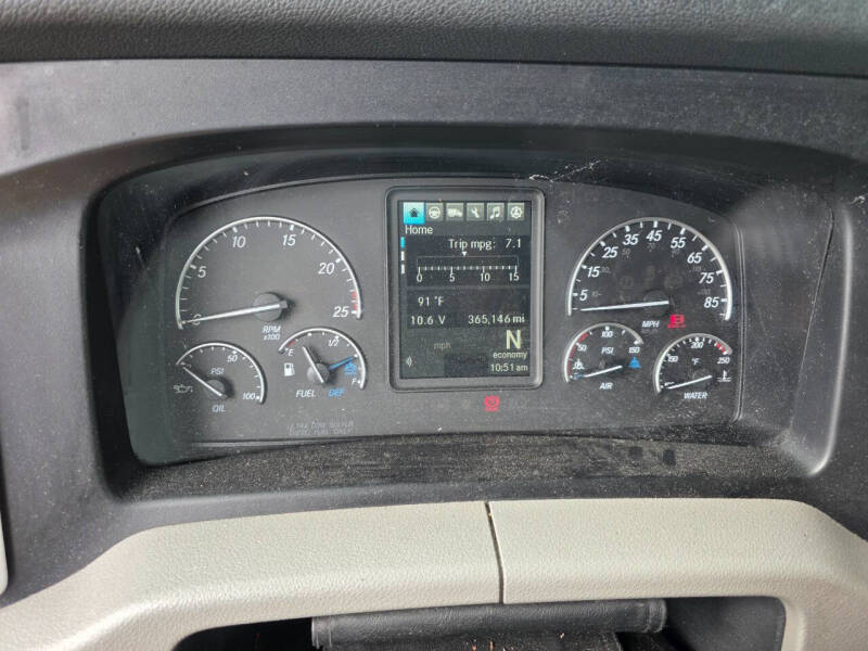 2023 Freightliner Cascadia