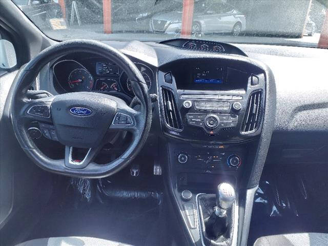 2018 FORD Focus Hatchback - $14,597